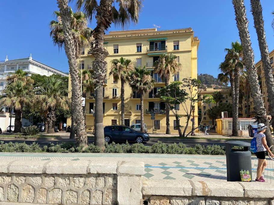 Exclusivo Bajo Frente Al Mar - Playa La Caleta Málaga
