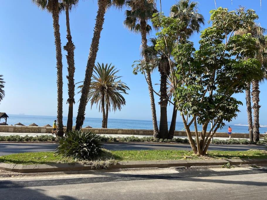 Exclusivo Bajo Frente Al Mar - Playa La Caleta Apartment Málaga